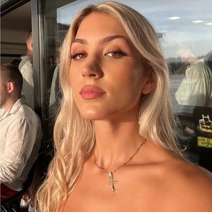 Meet your Posher, Katarina